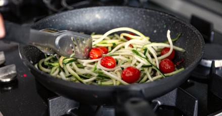 Wild one-pan Cajun salmon with zucchini pasta - Step 5