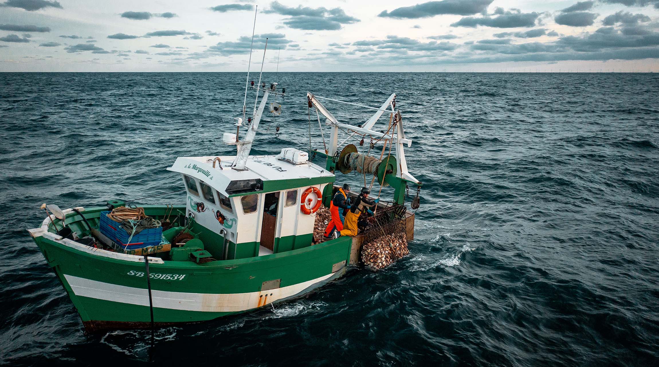 bateau de pêche de coquilles saint jacques